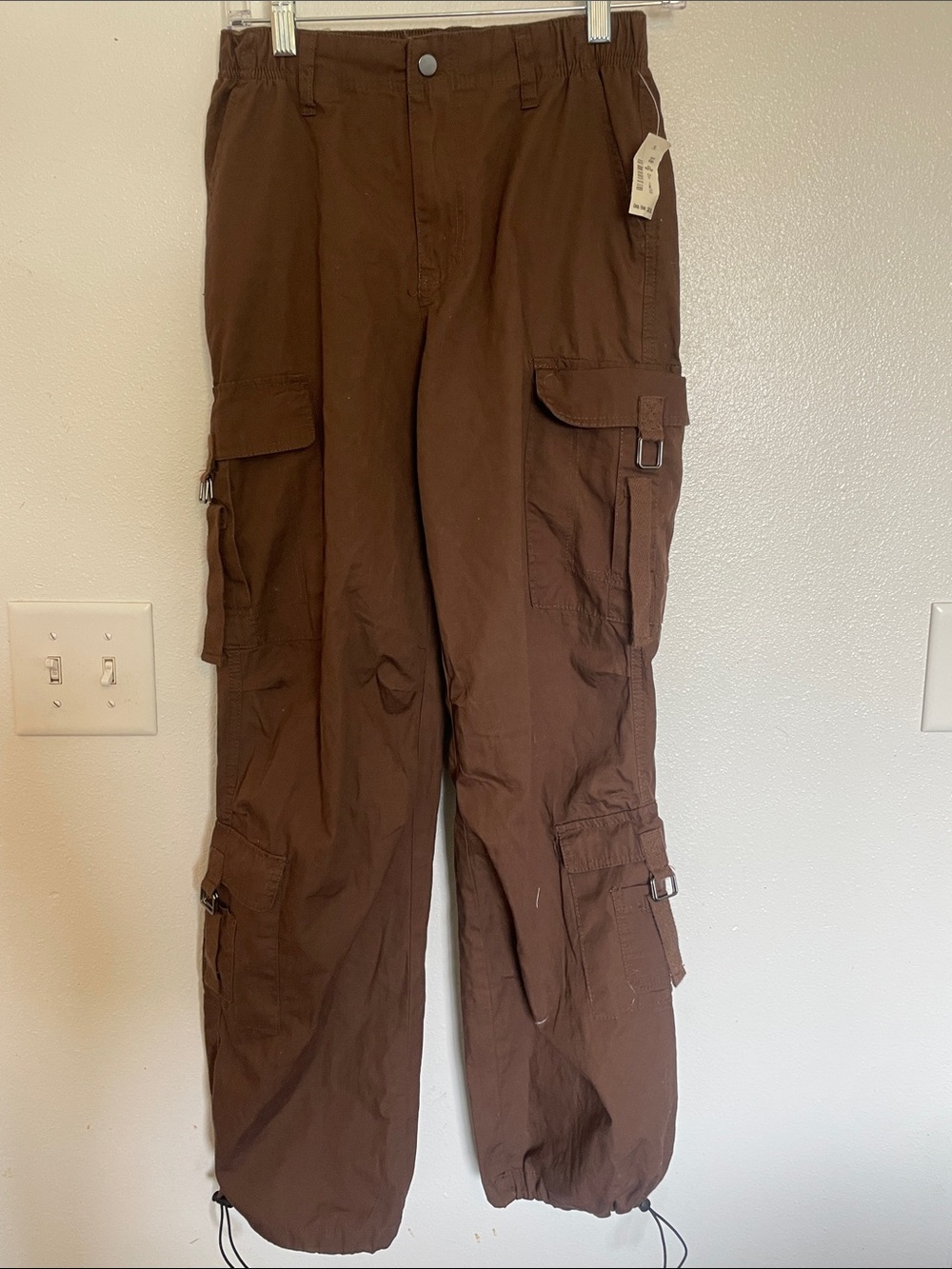Aeropostale Brown Men's Cargo Pants with Buckle Details